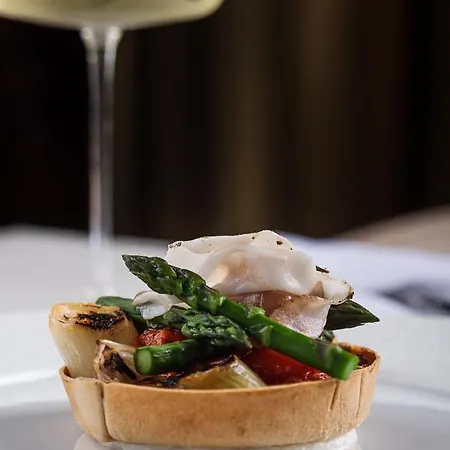 Lure & - Adults Only