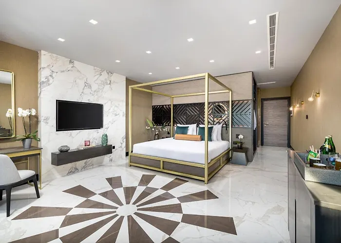 Lure & - Adults Only