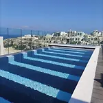 Lure & - Adults Only 4*