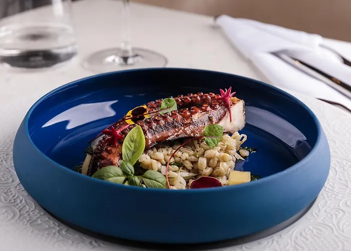 Lure & - Adults Only Hotel