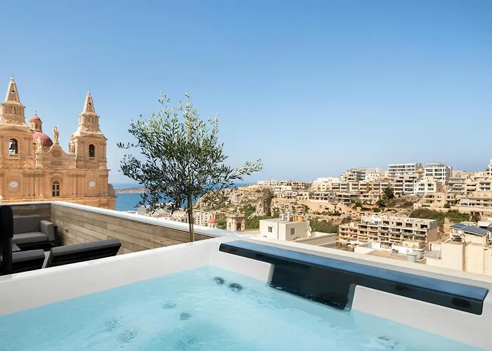 Lure & - Adults Only 4*